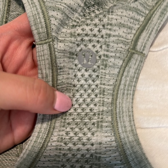 Lululemon Swiftley Tech Tank - Picture 3 of 5